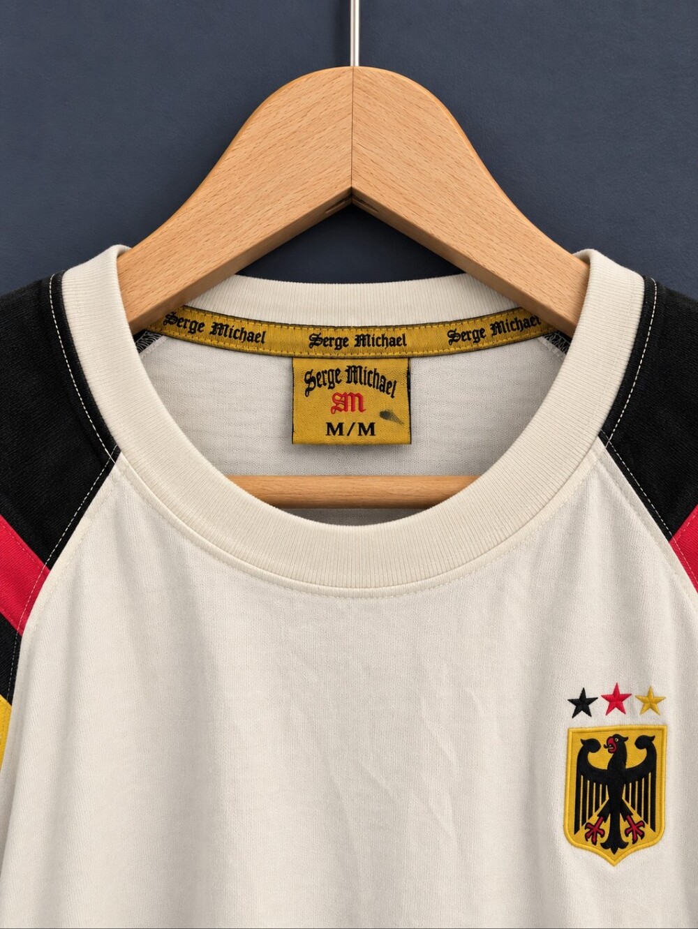 90s Germany Deutchland Vintage Tee With Crest - Size Medium